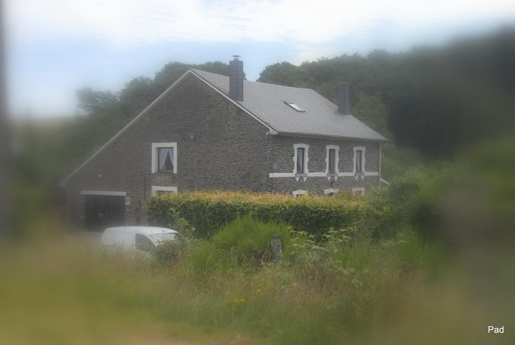 Vila La Cle Des Champs Bertogne Exteriér fotografie
