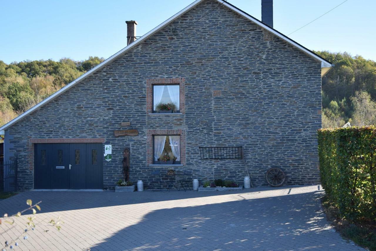 Vila La Cle Des Champs Bertogne Exteriér fotografie