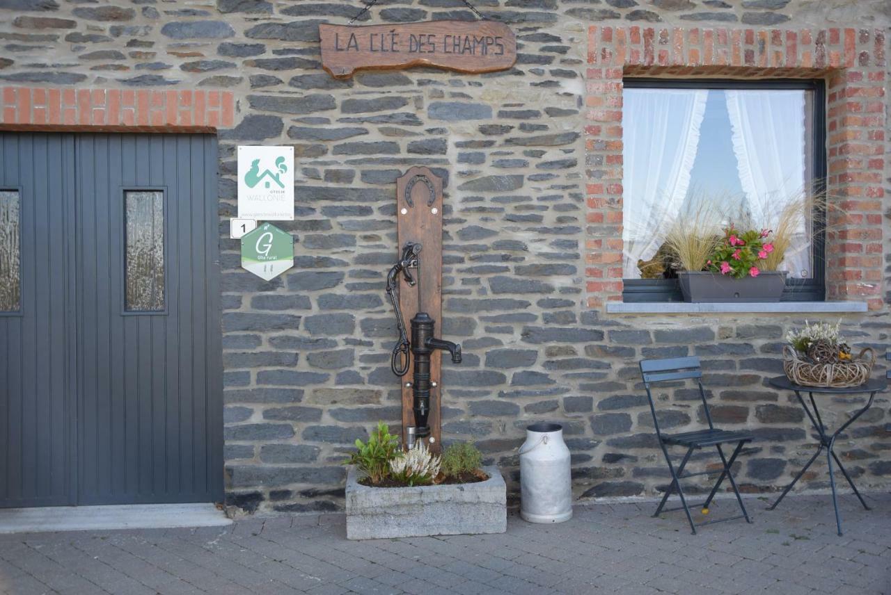 Vila La Cle Des Champs Bertogne Exteriér fotografie